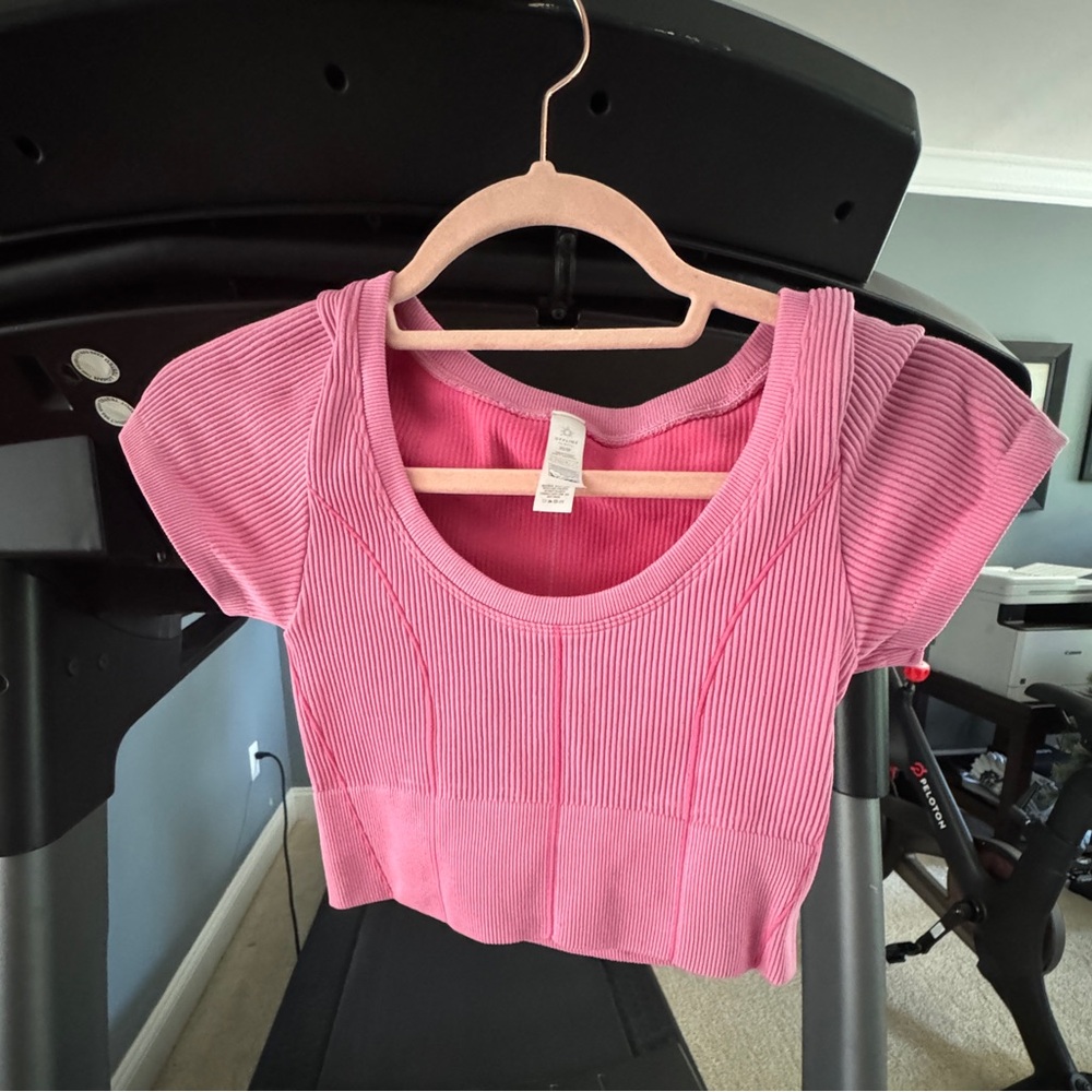 Aerie Pink Ribbed Crop Top
